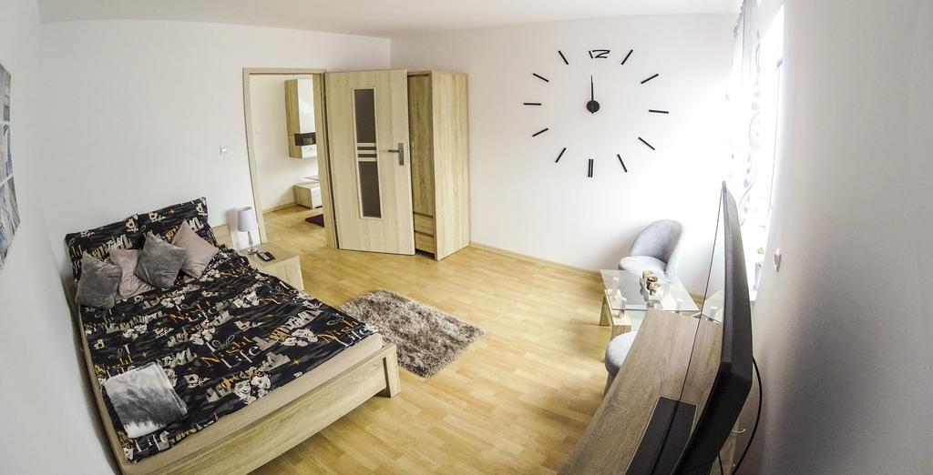Apartament Przy Basztowej Apartment Дравско Поморске Екстериор снимка