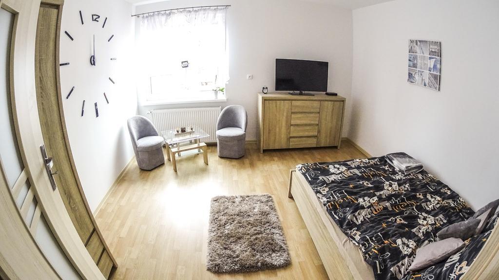 Apartament Przy Basztowej Apartment Дравско Поморске Екстериор снимка